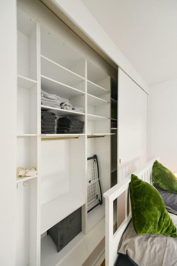 Kanalvilla - Urlaub Am Nord-Ostseekanal - Zwei Ferienwohnungen Im Angebot- Eine Im Dachgeschoss Und Eine Wohnung Mit Garten Sehestedt  Exteriér fotografie